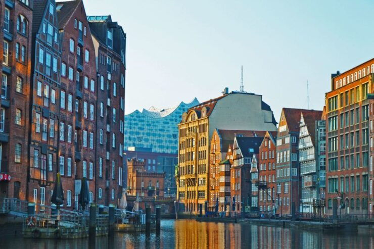 Hamburg Historical City Tour - Experience Highlights