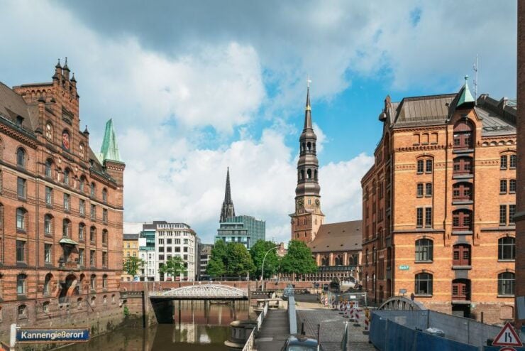Hamburg: Line A Hop-On Hop-Off Sightseeing Tour - Tour Details and Highlights