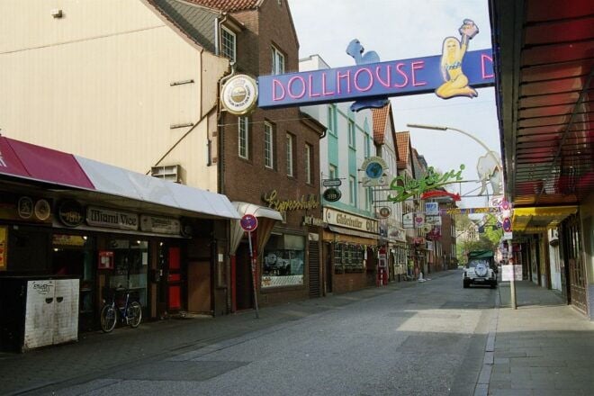 Hamburg: Line F Hop-On Hop-Off Bus and Boat Tour - Review Summary