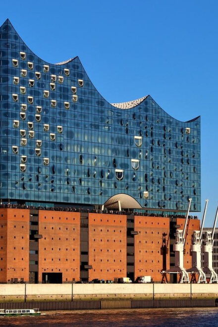 Hamburg : Line G Hop-On Hop-Off Sightseeing Tour - Accessibility and Participants