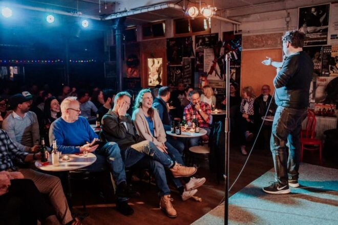 Hamburg: Moin Comedy Club Stand Up Comedy Live Show Ticket - Entertainment Experience