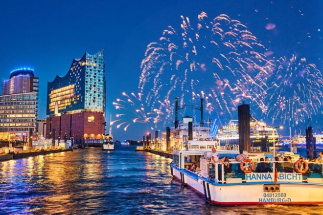 Hamburg: New Year's Eve Harbor Barge Cruise - Full Description