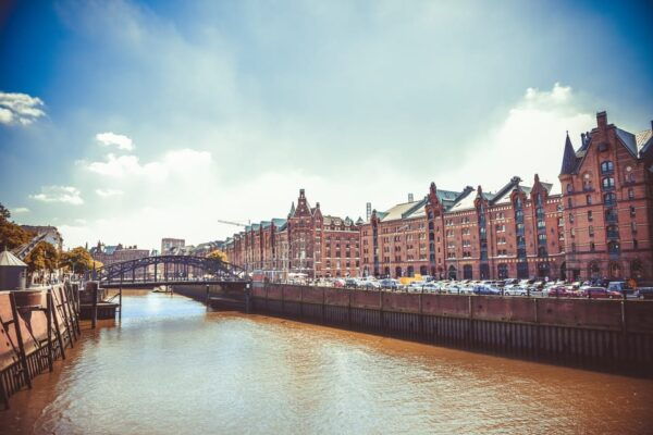 Hamburg - Old Town: Modern Scavenger Hunt - Tips for an Enjoyable Adventure