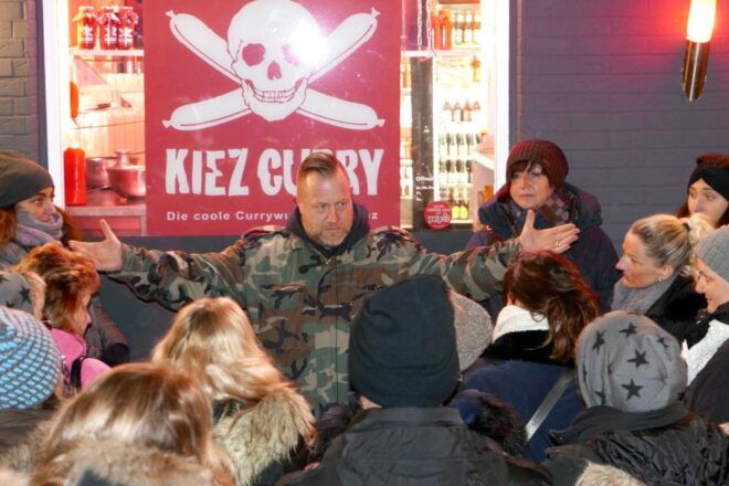 Hamburg: Olivia Jones Tour With Iconic Barker Fabian - Select Participants and Date