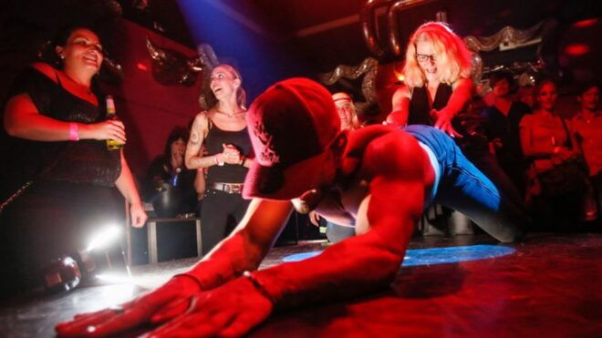 Hamburg: Olivias Wilde Jungs - Group Entry and Lounge - Group Admission Details