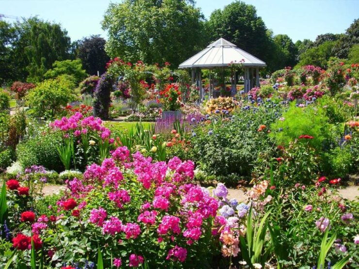 Hamburg: Plants and Flowers Park Smartphone Game Quest - Ticket Information