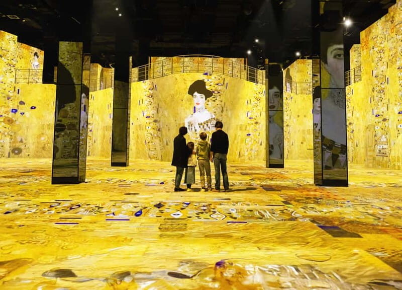 Hamburg: Port des Lumières Klimt & Hundertwasser Ticket - A Closer Look at the Experience