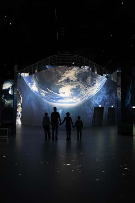 Hamburg: Port of Lights Cosmos Ticket - Good To Know