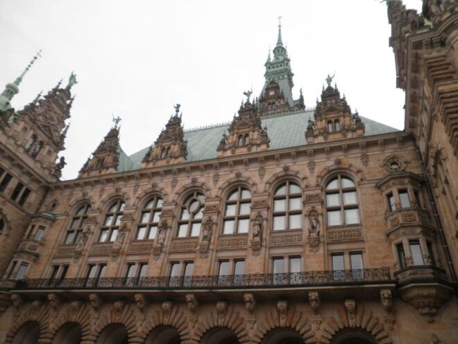 Hamburg: Private 2-Hour Guide Hire for Your Tour Bus - Other Similar Experiences