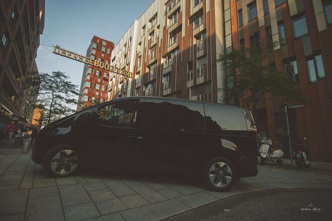 Hamburg Private Driver and Tour 2023 - Benefits of Private Driver and Customization