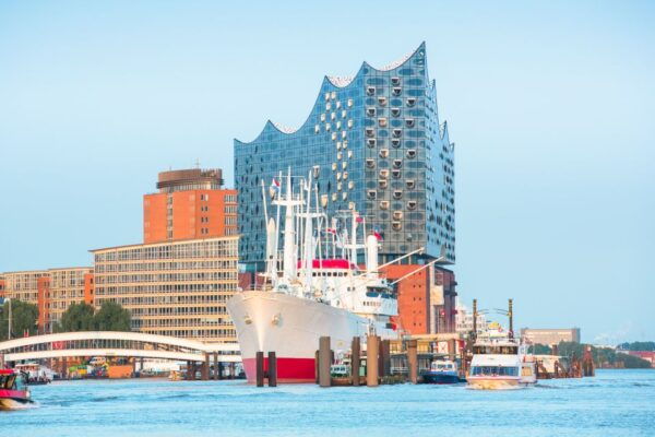 Hamburg: Private Driving Tour With Local Guide - Comfortable and Flexible Tour Experience