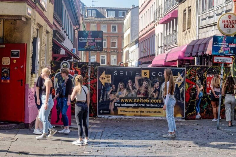 Hamburg: Private Reeperbahn Guided Walking Tour - Why This Tour Is a Great Choice