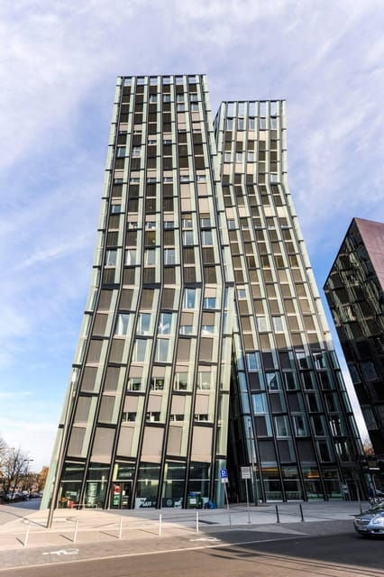Hamburg: Private St. Pauli History & Highlights Walking Tour - The Sum Up