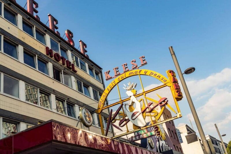 Hamburg: Private St. Pauli Red Light District Tour - Discovering Hamburg’s St. Pauli District: What to Expect