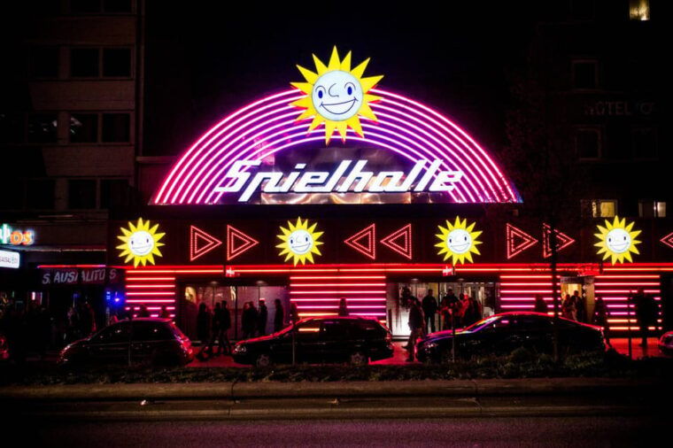 Hamburg: Private St. Pauli Red Light District Tour - FAQs