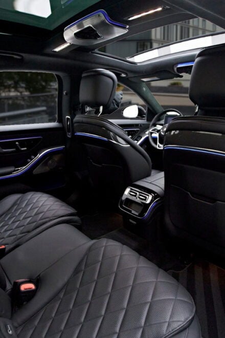 Hamburg :Private Transfer To/From Flughafen Airport to City. - Service Features