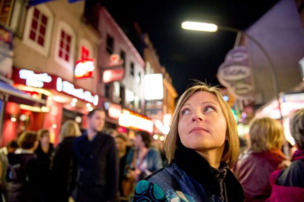 Hamburg: Red Light District 2-Hour Walking Tour - Directions