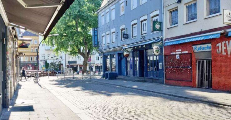 Hamburg: Reeperbahn Self-Guided Interactive Walking Tour - Activity Details