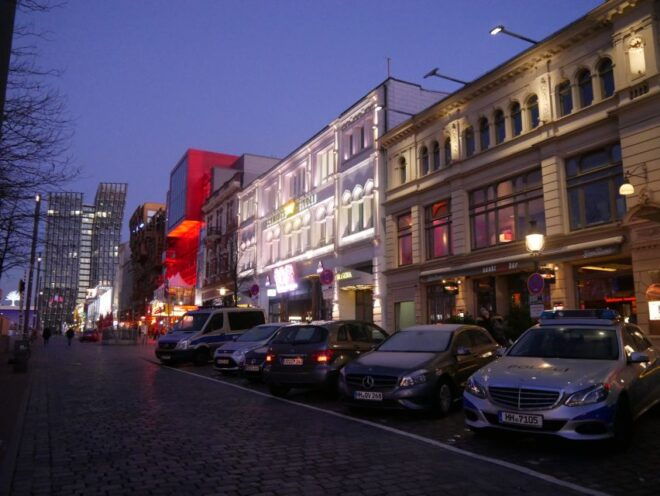 Hamburg: Reeperbahn Tour With English-Speaking Guide - Directions to Meeting Point
