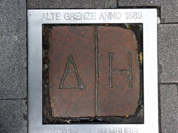 Hamburg: Schanzenviertel Private Tour - Common Questions