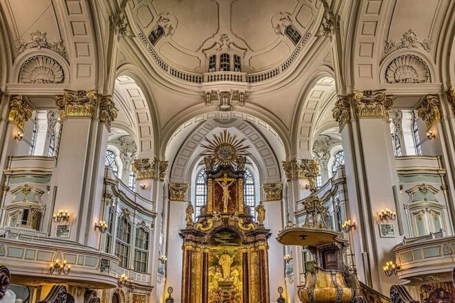 Hamburg: Self-Guided Audio Tour - Preparation Requirements