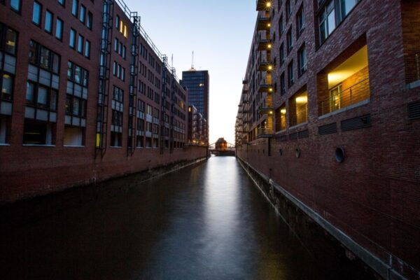 Hamburg: Speicherstadt and HafenCity 2-Hour Tour - Common Questions
