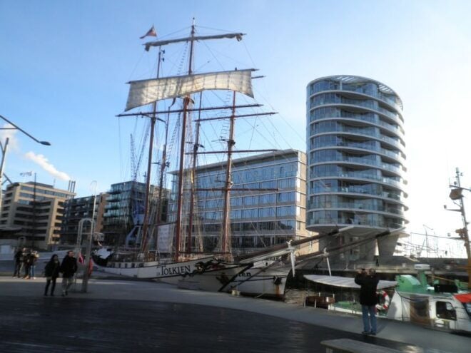 Hamburg: Speicherstadt & HafenCity 2-Hour Walking Tour - Additional Information
