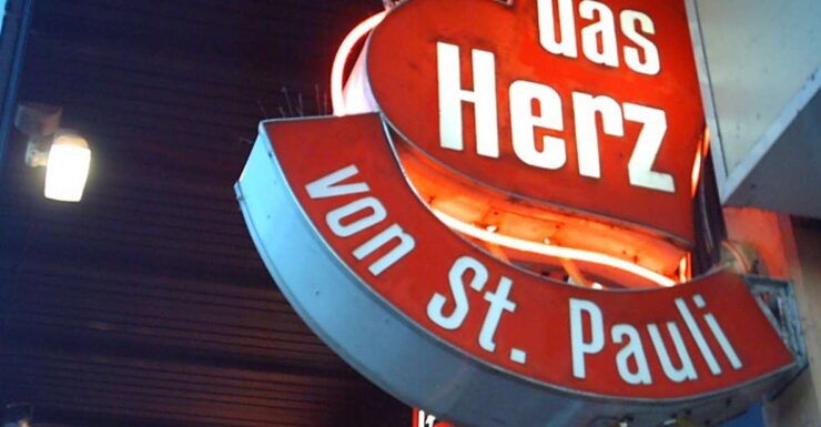 Hamburg: St. Pauli 1.5-Hour Tour - Experience Highlights