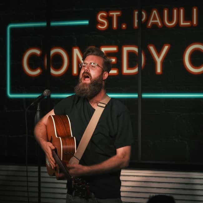 Hamburg: St. Pauli Comedy Club - Who Should Consider This Experience