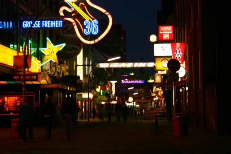 Hamburg St. Pauli - Guided Walk for School Groups - Meeting Point Information