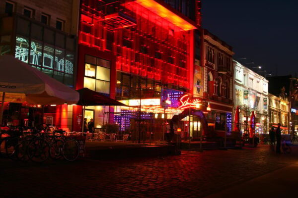 Hamburg St. Pauli - Guided Walk for School Groups - Importance of St. Pauli