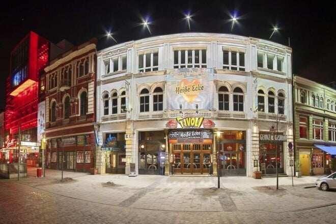 Hamburg: St. Pauli Highlights Guided Tour With Beer for 18 - Full Description of the Tour Experience