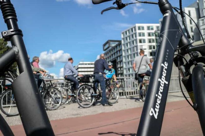Hamburg: Szene Bike Tour of the Citys Trendy Neighborhoods - Tour Inclusions and Features