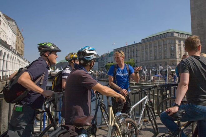 Hamburg: Szene Bike Tour of the Citys Trendy Neighborhoods - Important Participant Information