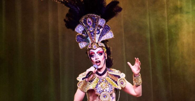 Hamburg: The Great Christmas Show at Pulverfass Cabaret - Overview of the Pulverfass Cabaret