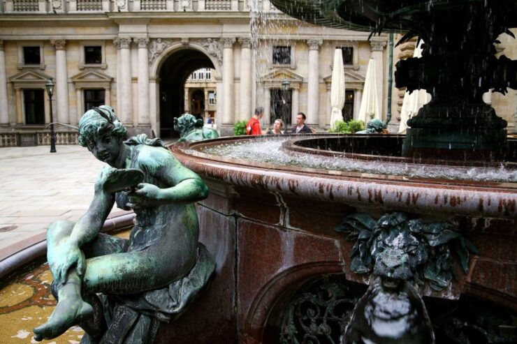 Hamburg Tour: The Harbor, St. Michaelis Church & City Hall - Tour Highlights