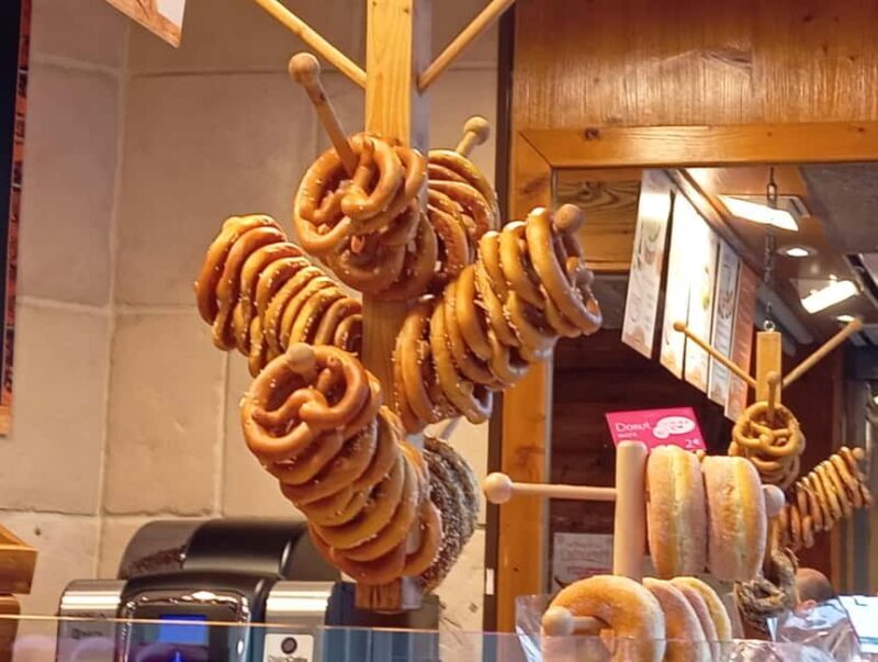 Hamburg Traditional Food Tour: Full Meal and Drinks - Summary: Who Will Love This Tour?