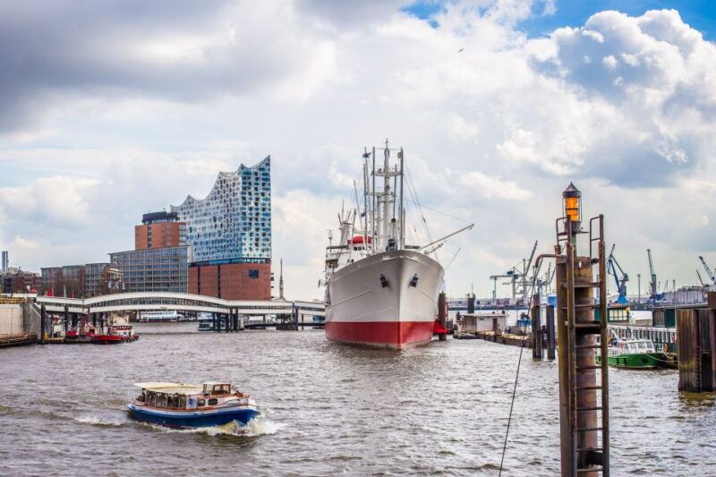 Hamburg: Ultimate Barge Tour with Live Commentary - A Deep Dive into Hamburg’s Harbor: What to Expect