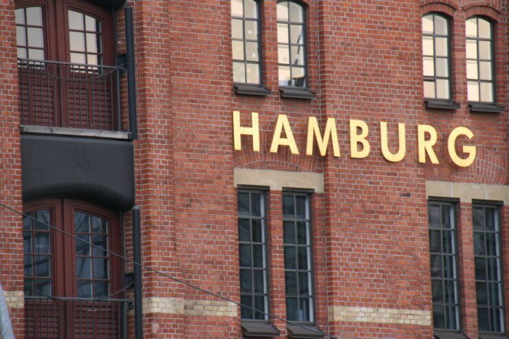 Hamburg: UNESCO-World Heritage Sites Tour - Tour Duration and Language