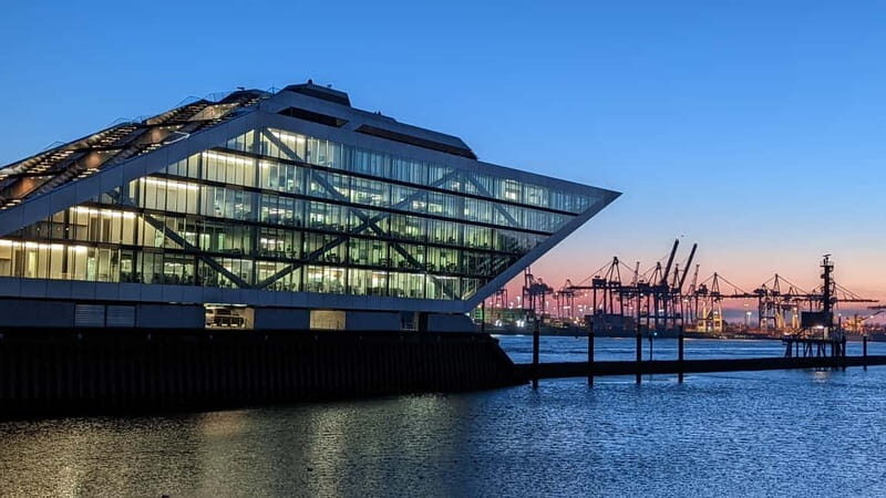 Hamburg Van Tour - Spring Special - Good To Know