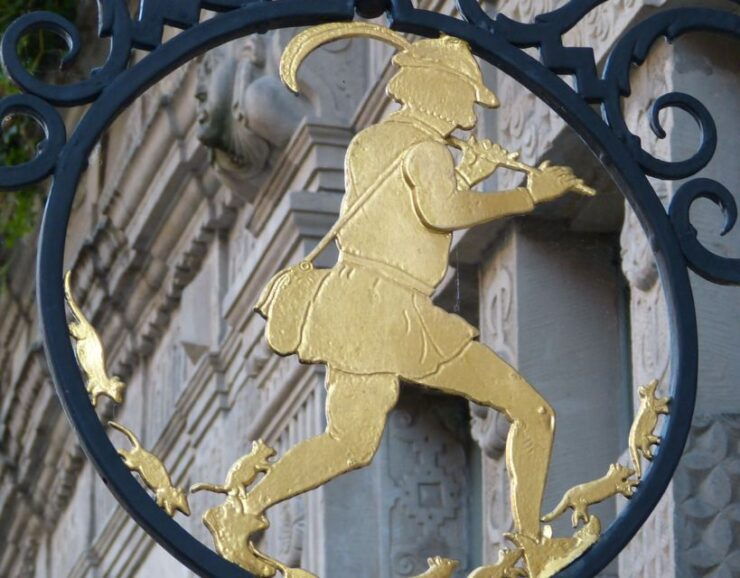 Hamelin: Private Guided Walking Tour - Activity Details