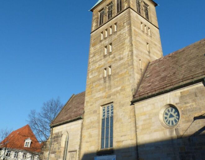 Hamelin: Private Guided Walking Tour - Full Description of Hamelin