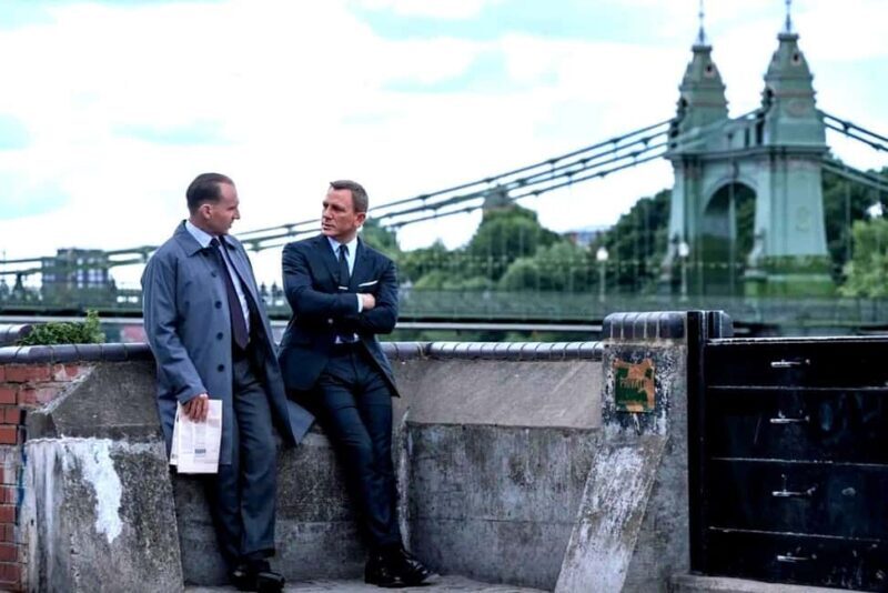 Hammersmith: Scenic Riverside Walking Tour & Prosecco Toast - FAQ