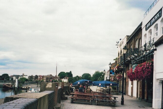 Hammersmith to Chiswick: a Self-Guided Audio Tour Along the Riverside - Tour Overview