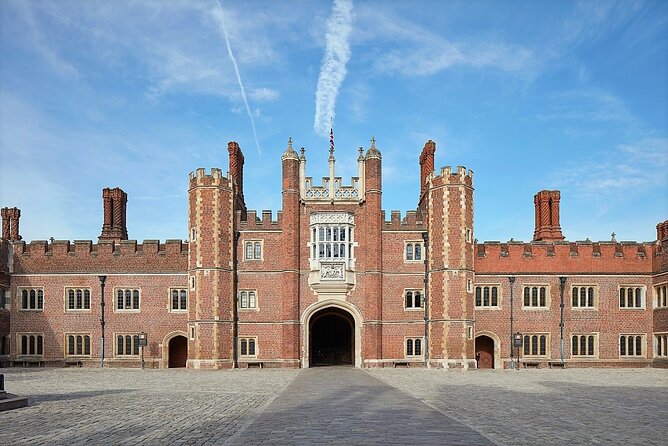 Hampton Court Palace Private Tour - Tour Details