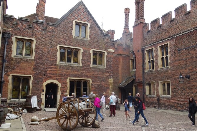 Hampton Court Palace Private Tour - Discovering the Excesses of Henry VIII - The Sum Up