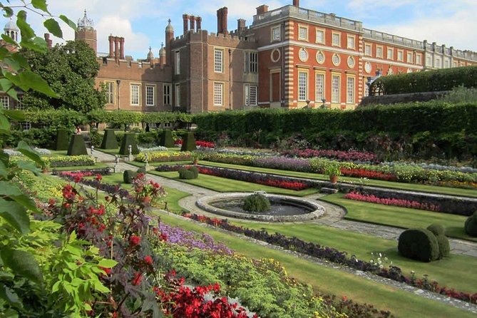 Hampton Court Palace Private Tour - Secrets of Henry VIII - Meeting and Pickup Information
