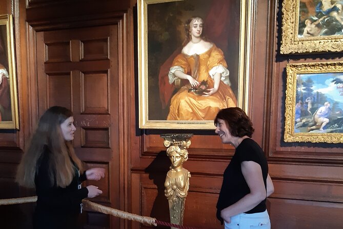 Hampton Court Palace Private Tour With an Accredited Expert Guide - Reviews