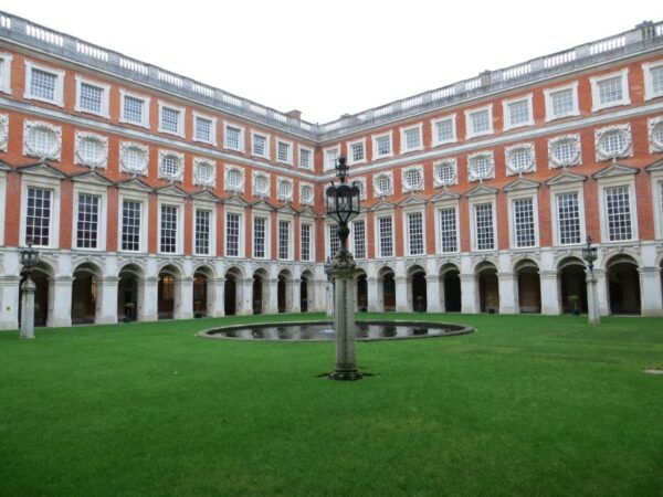 Hampton Court Palace Private Tour With Fast Track Entry - Common Questions