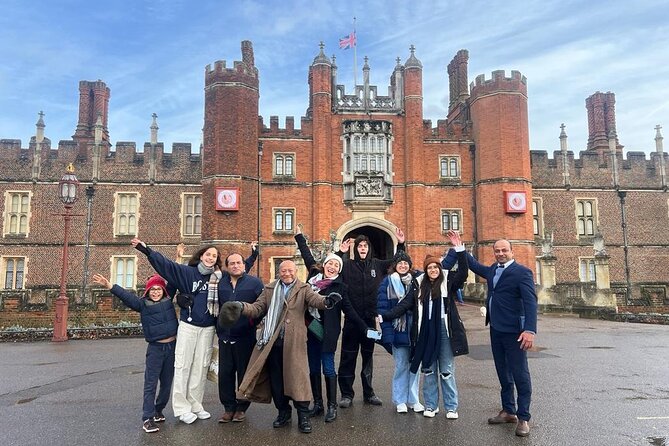 Hampton Court Palace Private Tour With Skip the Line Entry - Booking Information